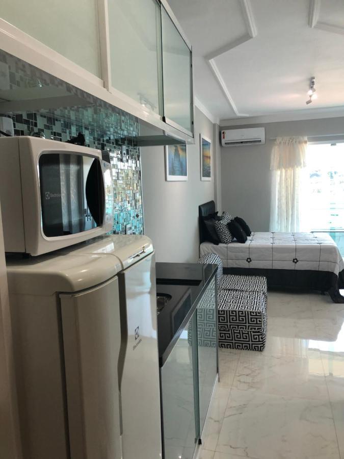 Flat Angra Inn, *
