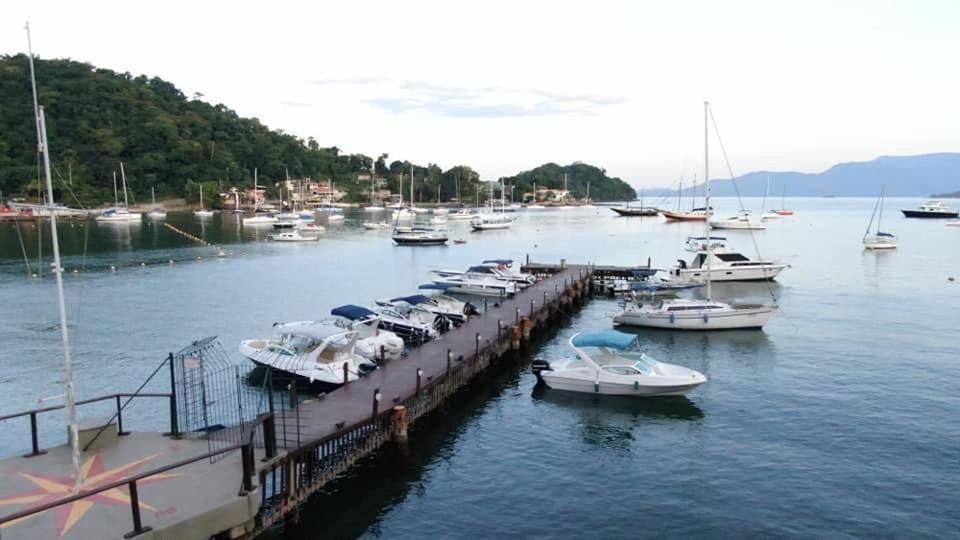 Flat Angra Inn,